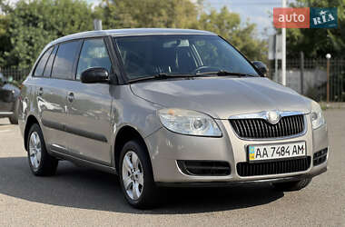 Универсал Skoda Fabia 2008 в Киеве