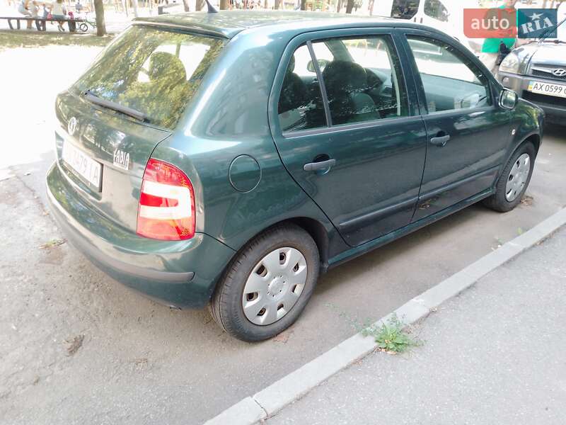 Хэтчбек Skoda Fabia 2005 в Харькове