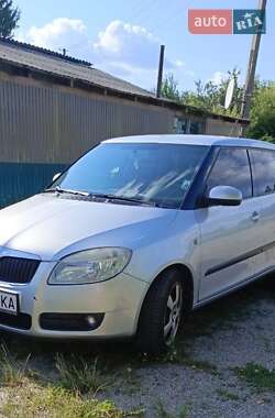 Хетчбек Skoda Fabia 2009 в Таращі