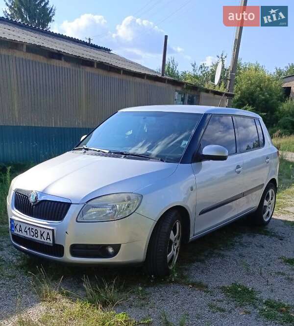 Skoda Fabia 2009 Skoda Fabia 2009