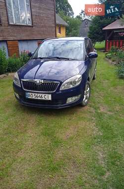 Универсал Skoda Fabia 2010 в Ужгороде