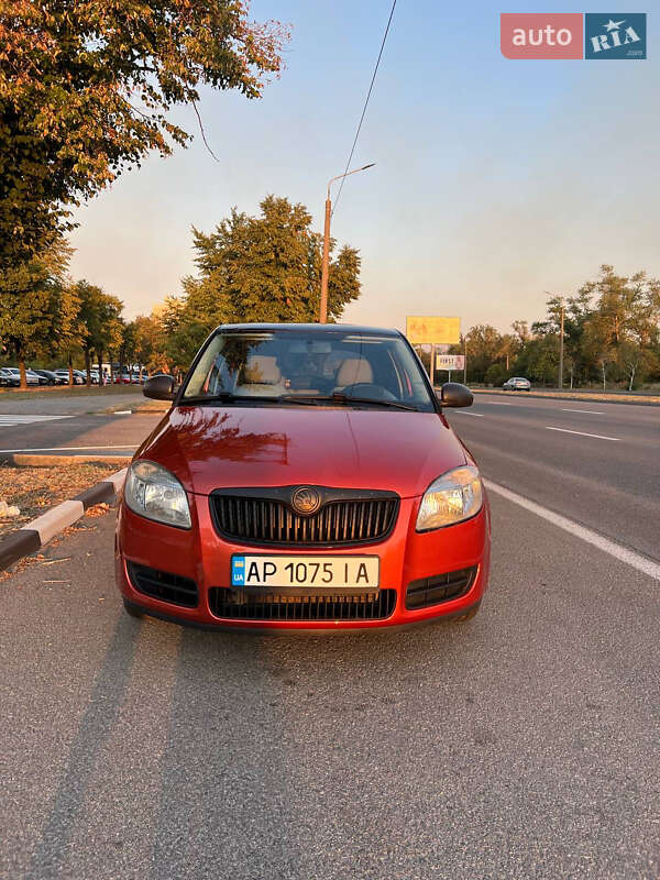 Хэтчбек Skoda Fabia 2007 в Запорожье