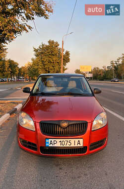 Хэтчбек Skoda Fabia 2007 в Запорожье