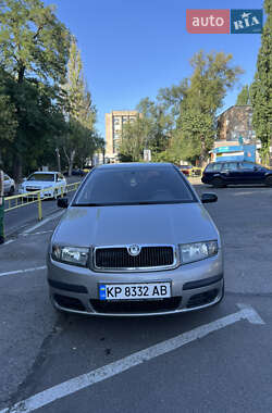 Хэтчбек Skoda Fabia 2006 в Запорожье