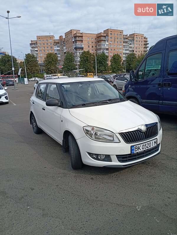 Хэтчбек Skoda Fabia 2011 в Ровно фото 25 Хэтчбек Skoda Fabia 2011 в Ровно