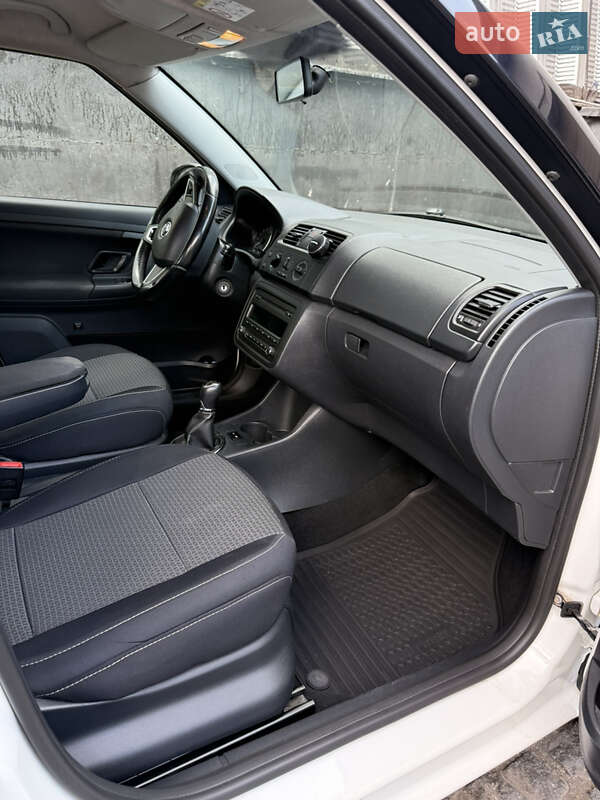 Хэтчбек Skoda Fabia 2014 в Первомайске фото 18 Хэтчбек Skoda Fabia 2014 в Первомайске