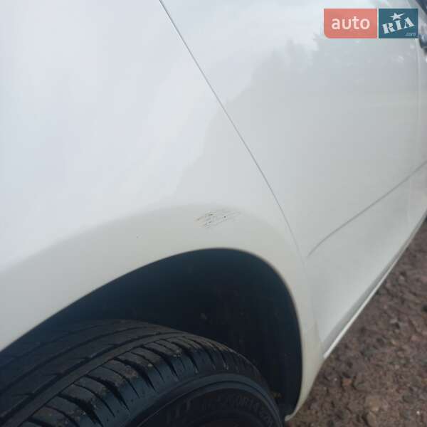 Хетчбек Skoda Fabia 2009 в Львові фото 13 Хетчбек Skoda Fabia 2009 в Львові