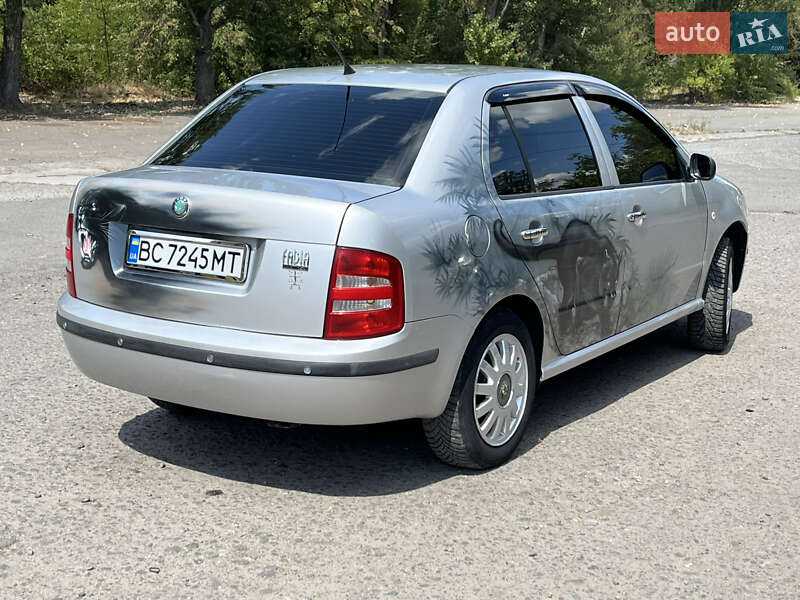 Седан Skoda Fabia 2001 в Кривом Роге