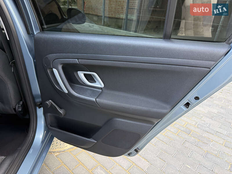 Універсал Skoda Fabia 2009 в Полтаві фото 75 Універсал Skoda Fabia 2009 в Полтаві