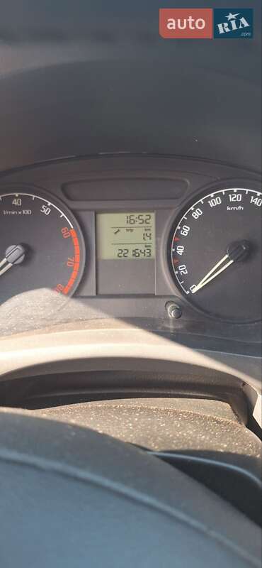 Хетчбек Skoda Fabia 2008 в Запоріжжі фото 3 Хетчбек Skoda Fabia 2008 в Запоріжжі