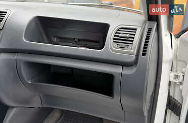 Хэтчбек Skoda Fabia 2009 в 