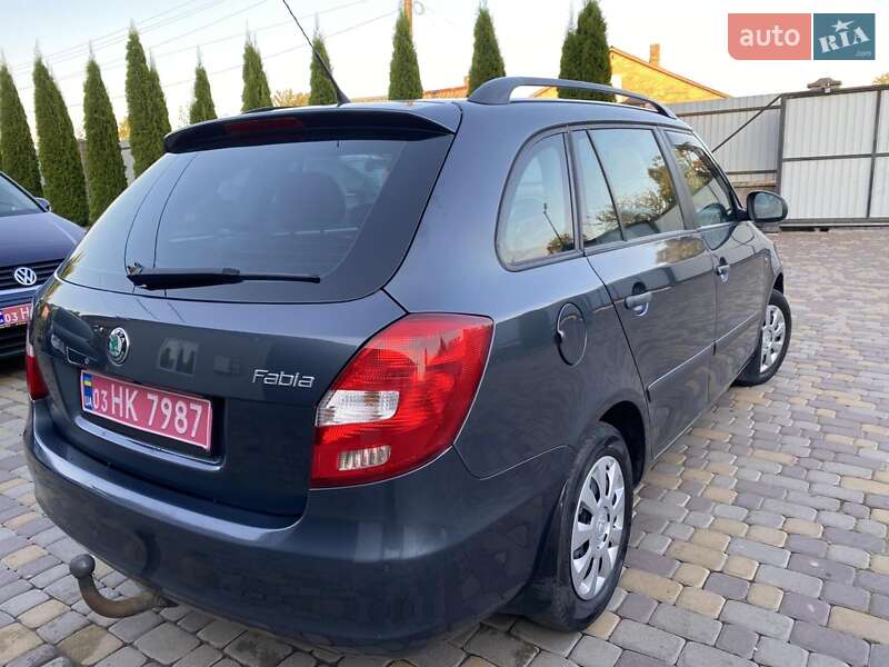 Универсал Skoda Fabia 2008 в Нововолынске
