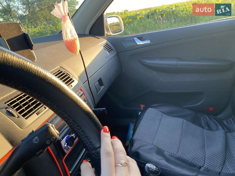 Универсал Skoda Fabia 2005 в Гадяче