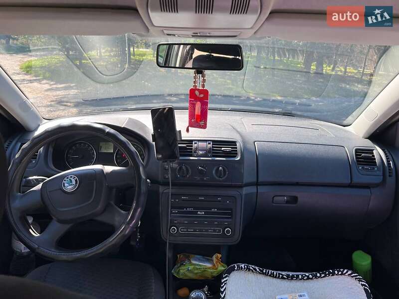 Хетчбек Skoda Fabia 2011 в Заводське
