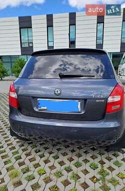 Хэтчбек Skoda Fabia 2011 в Хмельницком