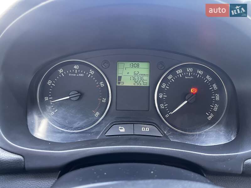 Хетчбек Skoda Fabia 2012 в Одесі