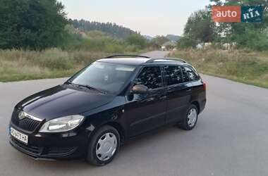 Універсал Skoda Fabia 2010 в Ужгороді