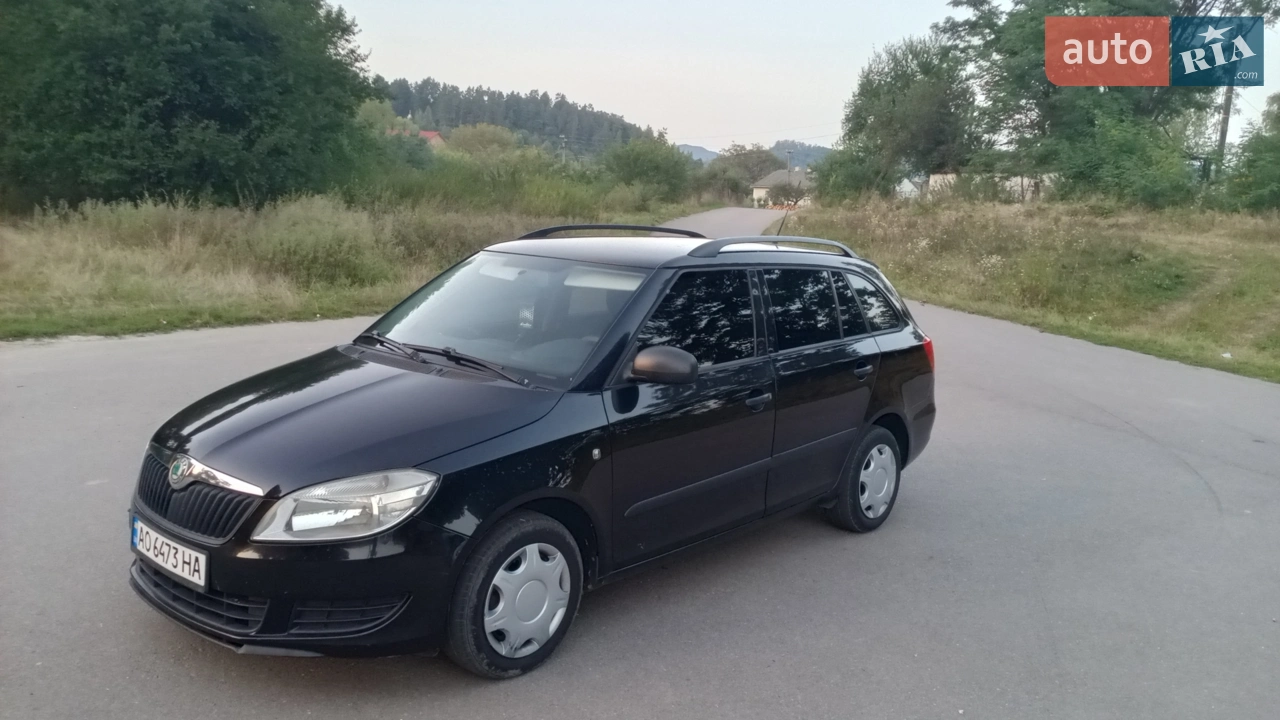 2010 Skoda Fabia - мініатюра 14