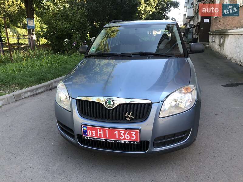 Универсал Skoda Fabia 2009 в Дубно