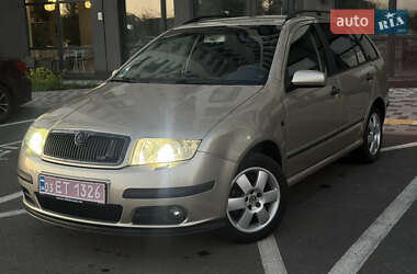 Универсал Skoda Fabia 2005 в Чернигове