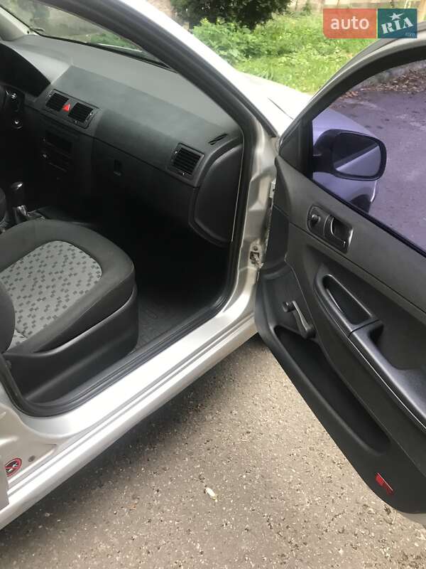 Універсал Skoda Fabia 2005 в Львові