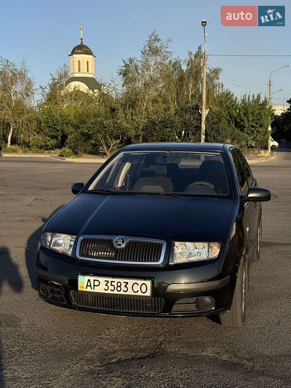 Седан Skoda Fabia 2006 в Запорожье