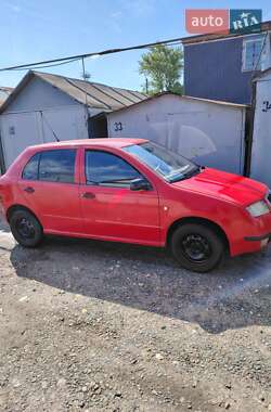 Хэтчбек Skoda Fabia 2003 в Киеве