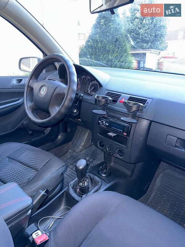 Універсал Skoda Fabia 2005 в Кривому Розі фото 5 Універсал Skoda Fabia 2005 в Кривому Розі