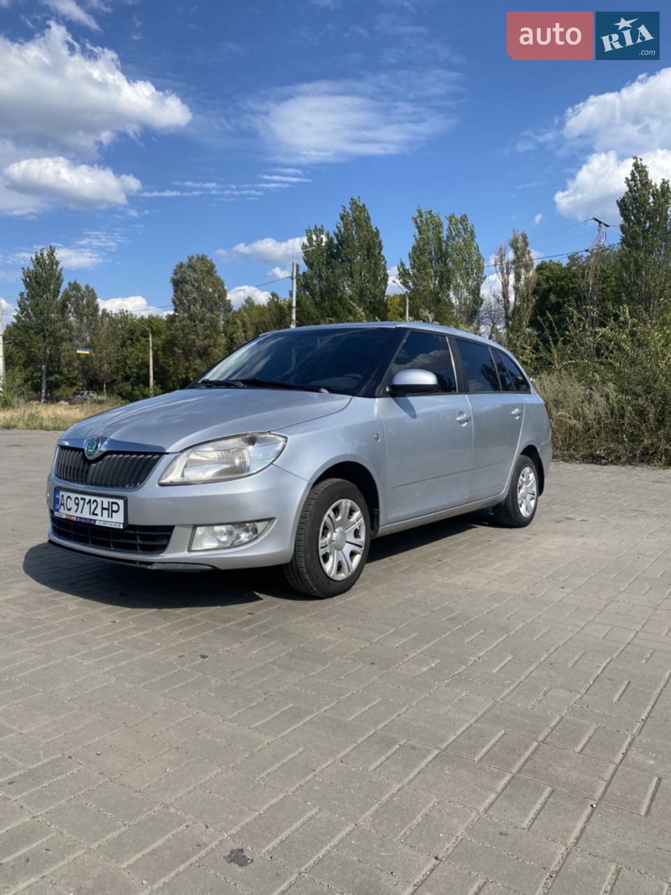 2011 Skoda Fabia - мініатюра 13