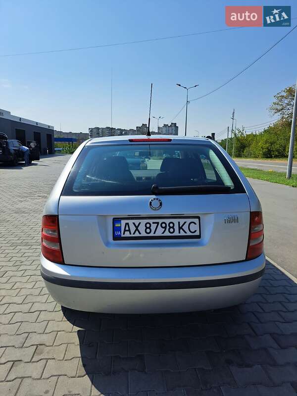 Универсал Skoda Fabia 2002 в Полтаве