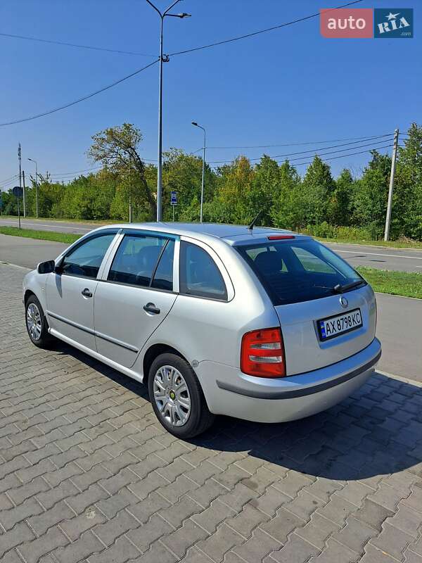 Универсал Skoda Fabia 2002 в Полтаве