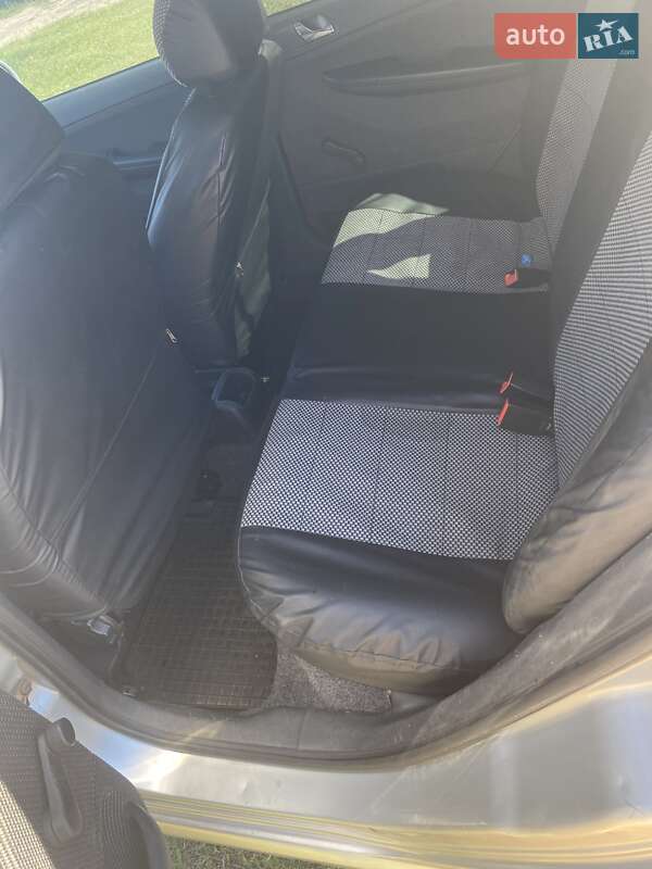 Универсал Skoda Fabia 2005 в Гадяче