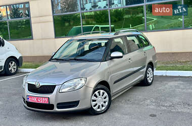 Універсал Skoda Fabia 2008 в Харкові