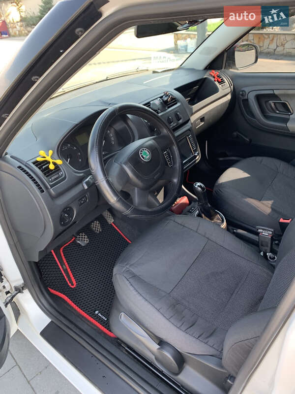 Универсал Skoda Fabia 2010 в Хусте