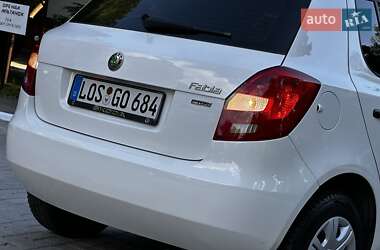 Хэтчбек Skoda Fabia 2011 в 