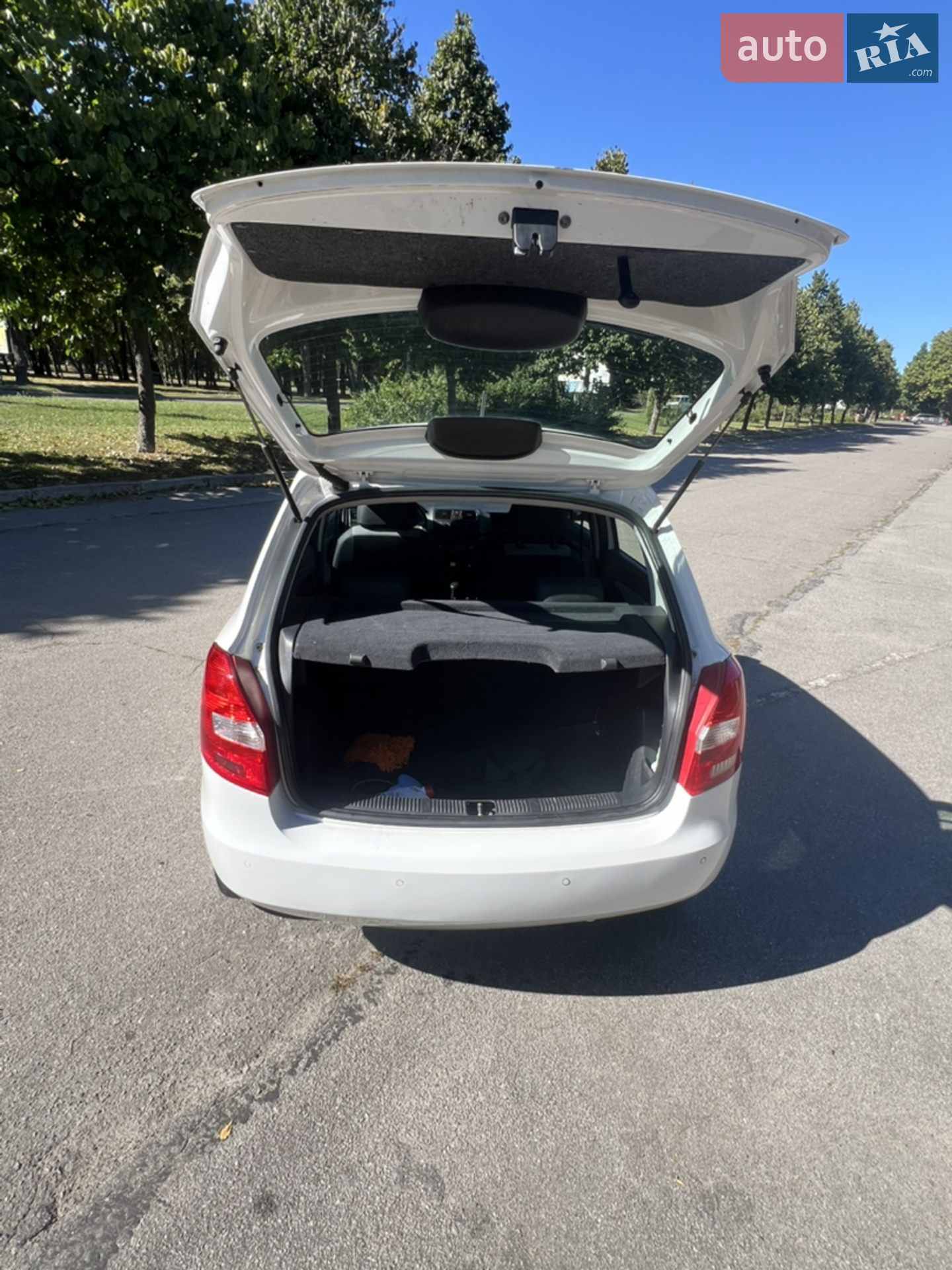 2014 Skoda Fabia - мініатюра 10