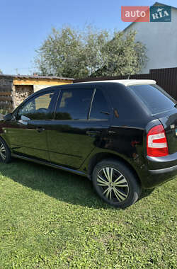 Хэтчбек Skoda Fabia 2006 в 
