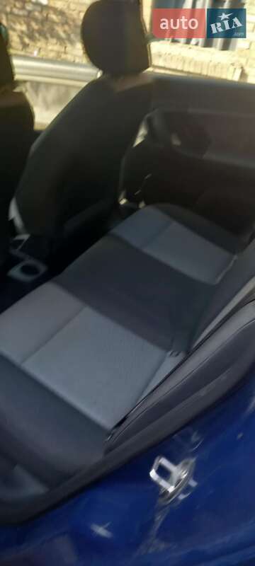 Хэтчбек Skoda Fabia 2011 в Кропивницком