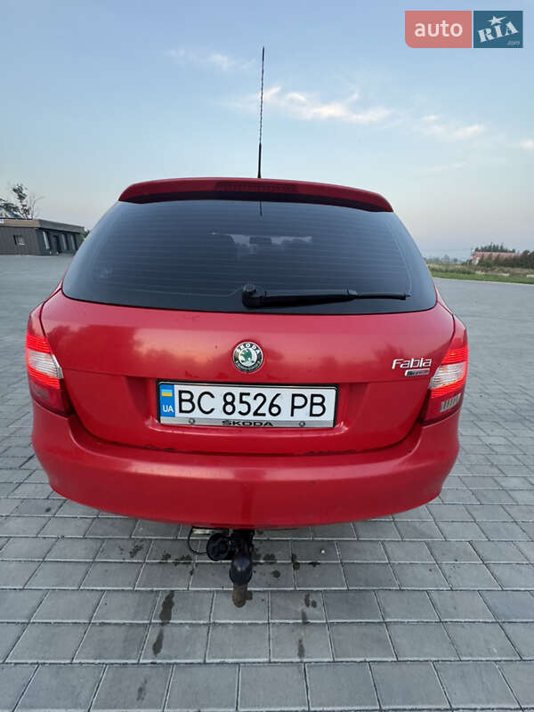 Универсал Skoda Fabia 2010 в Сокале