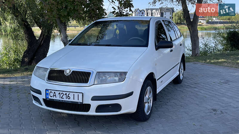 Универсал Skoda Fabia 2002 в Киеве