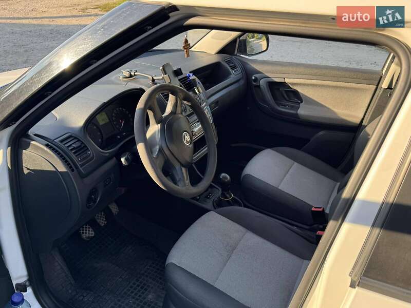 Хетчбек Skoda Fabia 2013 в Хмельницькому