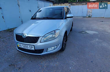 Skoda Fabia 2011 Skoda Fabia 2011