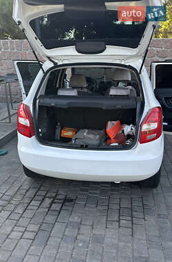 Хэтчбек Skoda Fabia 2013 в 