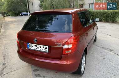 Хэтчбек Skoda Fabia 2007 в 