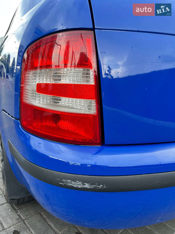 Седан Skoda Fabia 2007 в Києві