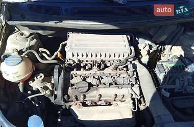 Хэтчбек Skoda Fabia 2011 в 
