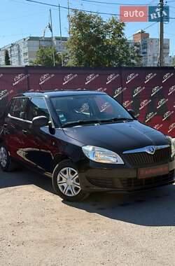 Хэтчбек Skoda Fabia 2013 в Сумах