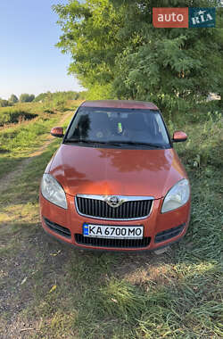 Хэтчбек Skoda Fabia 2008 в Киеве