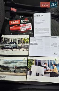 Хэтчбек Skoda Fabia 2011 в 