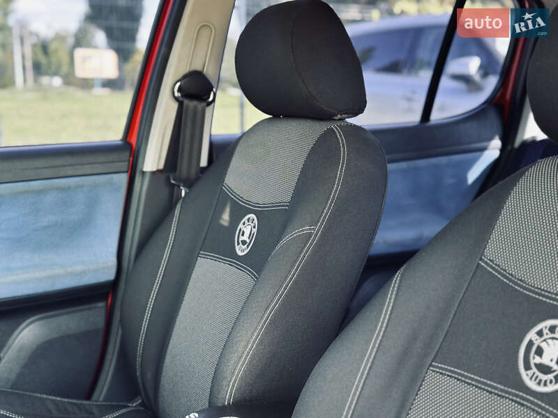 Хэтчбек Skoda Fabia 2009 в Кременчуге